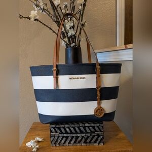 Michael Kors Jet Set Tote in Navy and White Stripes EUC